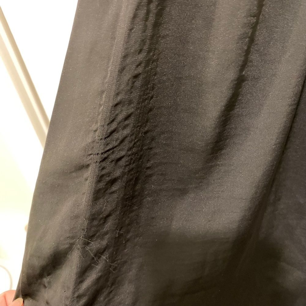 Women's United Colors of Benetton Maxi Skirt. Black. Medium. Resortwear. Goth. - Picture 8 of 10